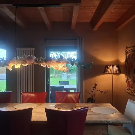 Semesterbostad Beautiful Charming Wooden House